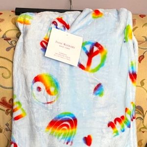 Isaak Mizrahi "Rainbow Peace & Love" Oversized Plush Throw NWT